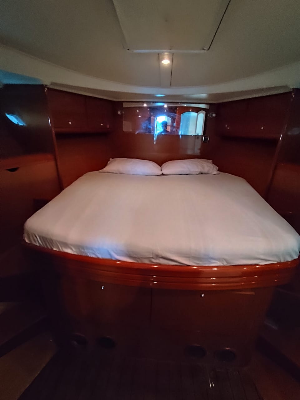 Ilmare yacht interior